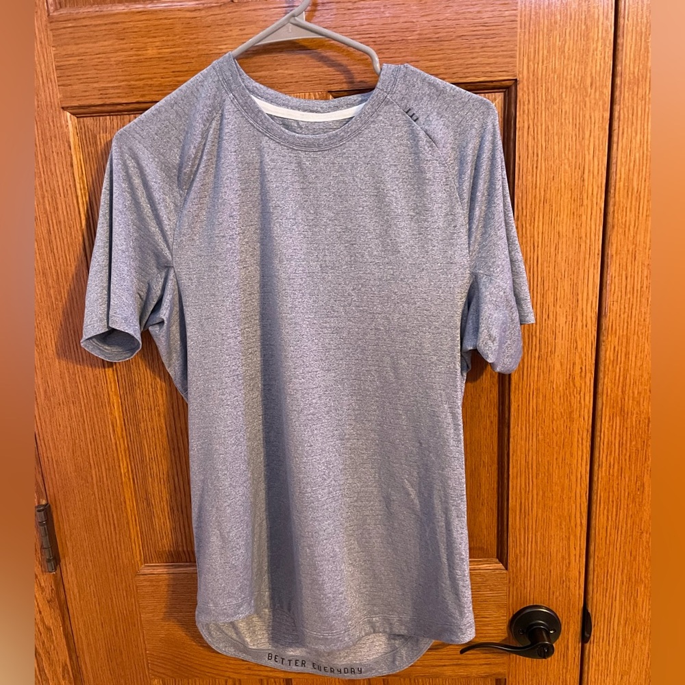 LULULEMON license to train short sleeve t shirt